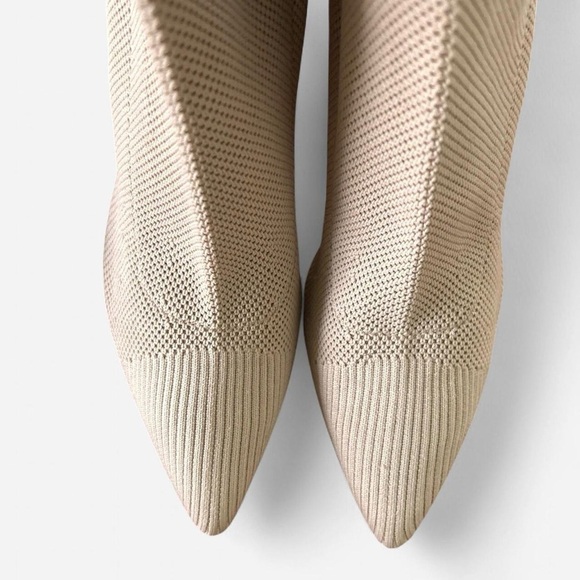Marc Fisher nude Umair Pointed Toe knit flared heeled sock booties sz 6.5 - Picture 5 of 7